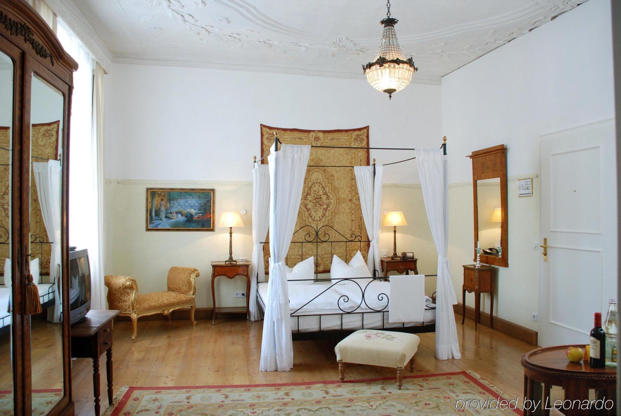 Hotel Orphee - Grosses Haus 레겐스부르크 객실 사진