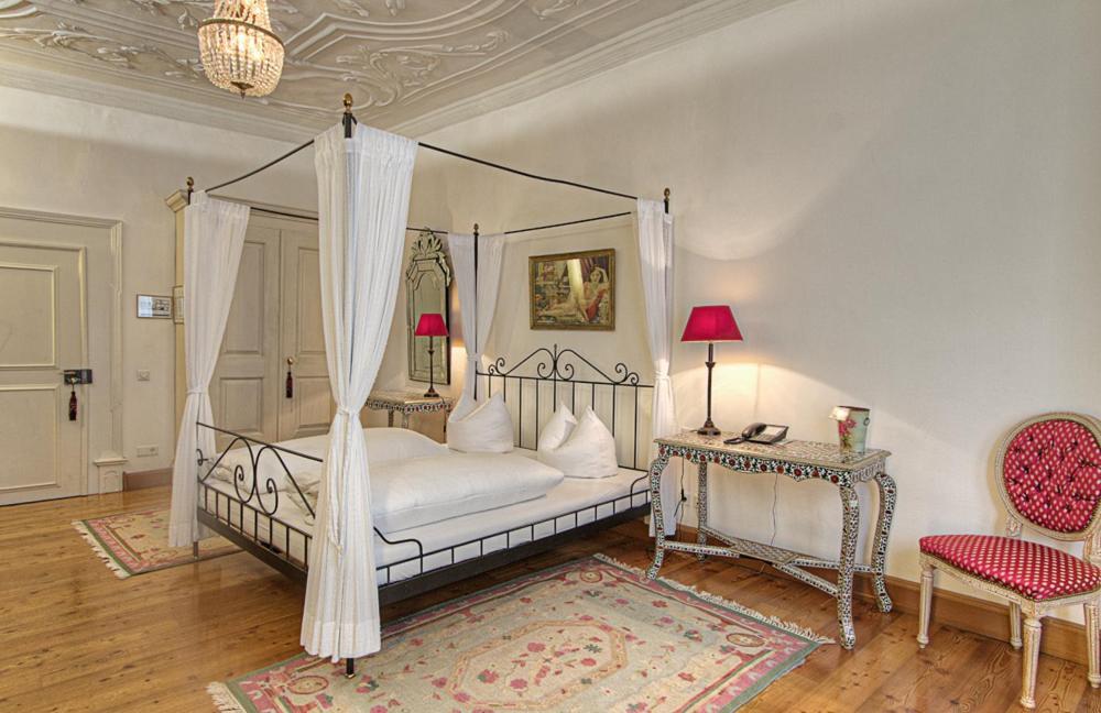 Hotel Orphee - Grosses Haus 레겐스부르크 외부 사진