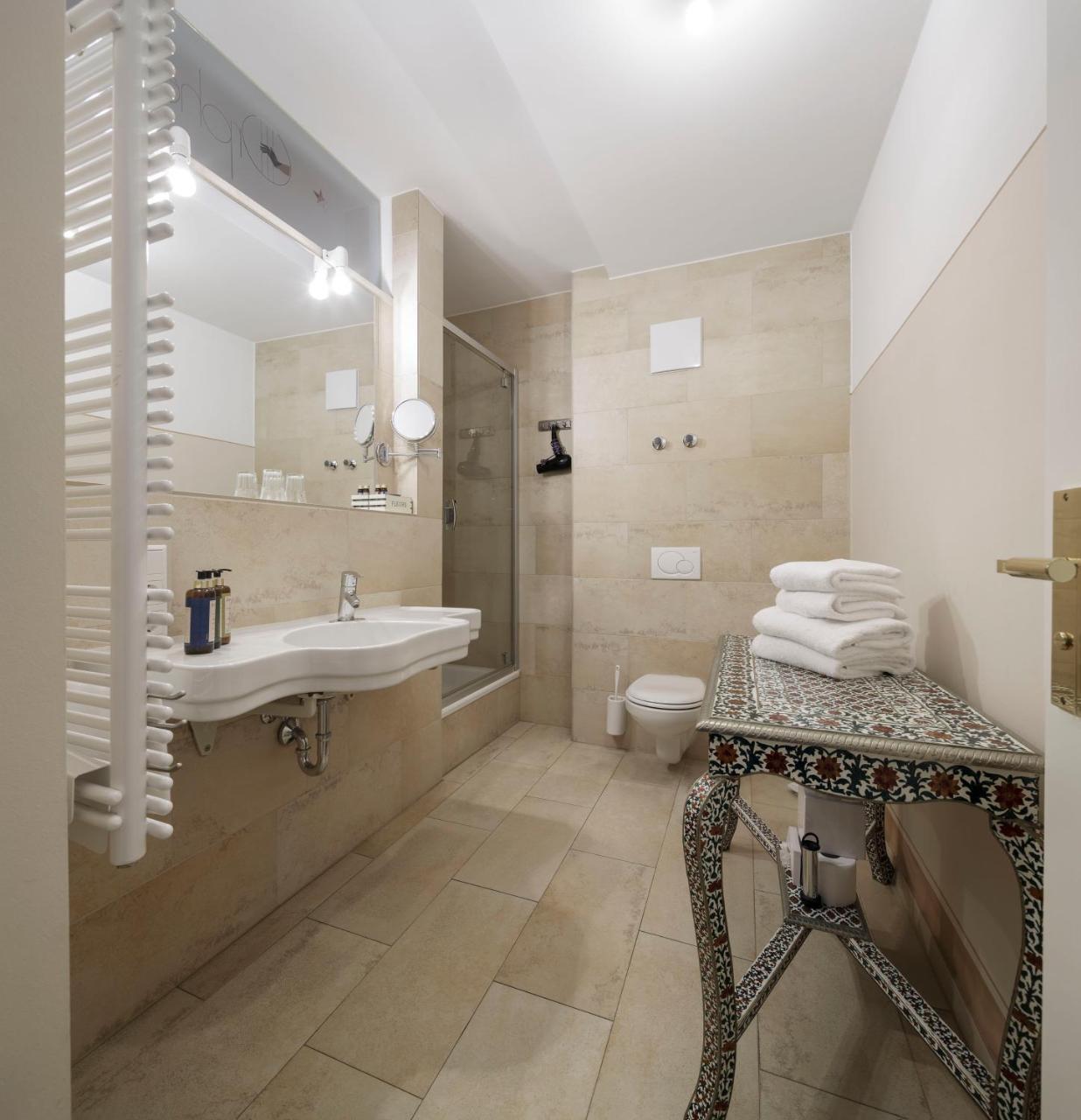 Hotel Orphee - Grosses Haus 레겐스부르크 외부 사진